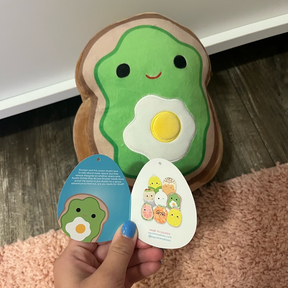 Sinclair the Avocado Squishmallow Toast TAGS DETACHED